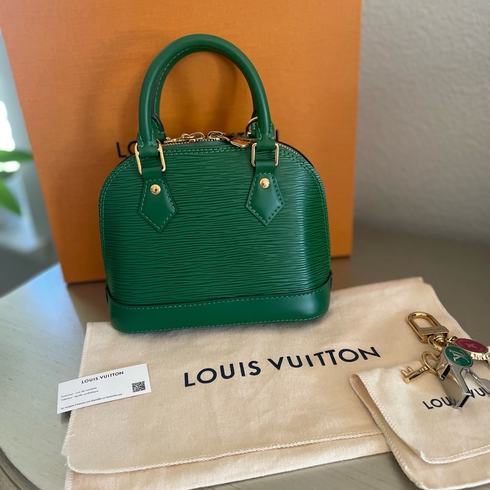 Louis Vuitton Alma Mini LV&I Epi Leather - Picture 2 of 14
